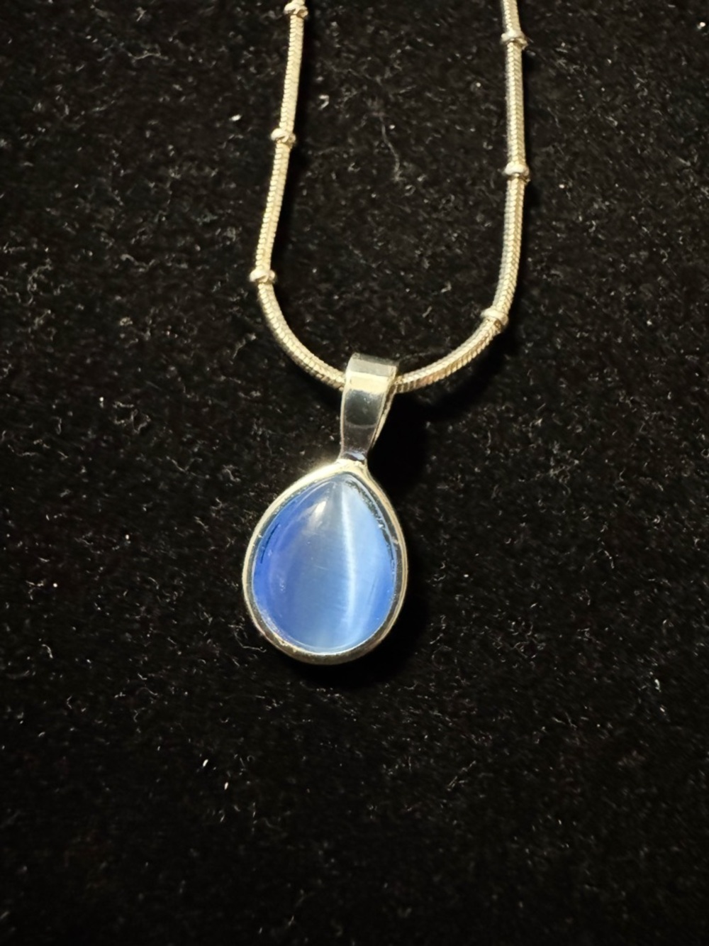 Vintage Blue Teardrop Cat’s Eye Pendant Necklace  With Satellite Chain - Picture 2 of 4